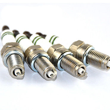 Campeão RC12YC Z8YC FK20PR FXE20HE Auto Spark Plug Denso PK20PR-U SK20PR
