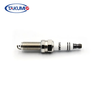 As peças da ignição do motor vendem por atacado auto BOSCH LKR7DDE da vela de ignição LDK7RTC OE das peças do carro